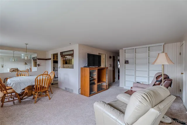 $149,000 | 135 Old Lyme Drive, Unit 4, Amherst, NY 14221