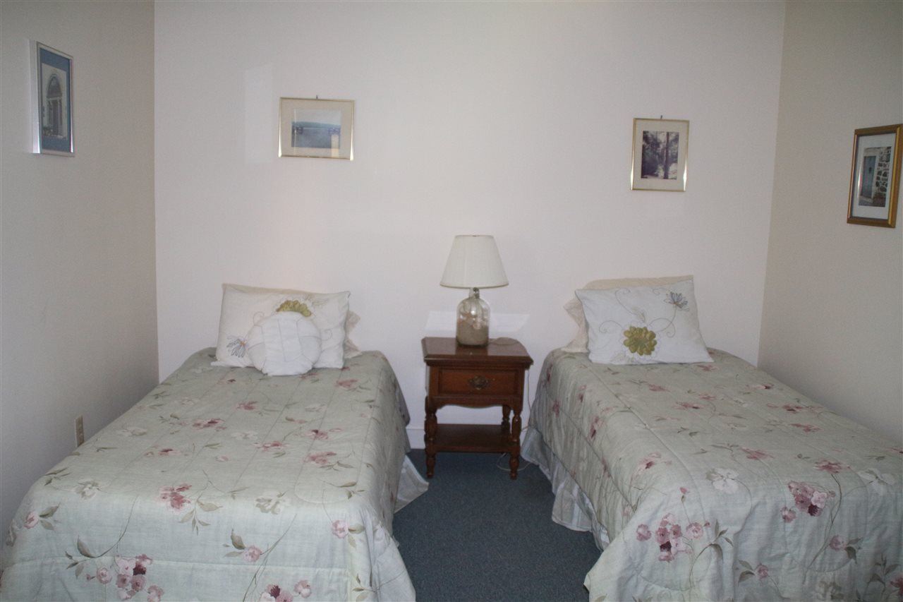 976 Hard Road, Unit 2 Hartford, VT 05059 - Photo 3 of 10 Gallery Image 3