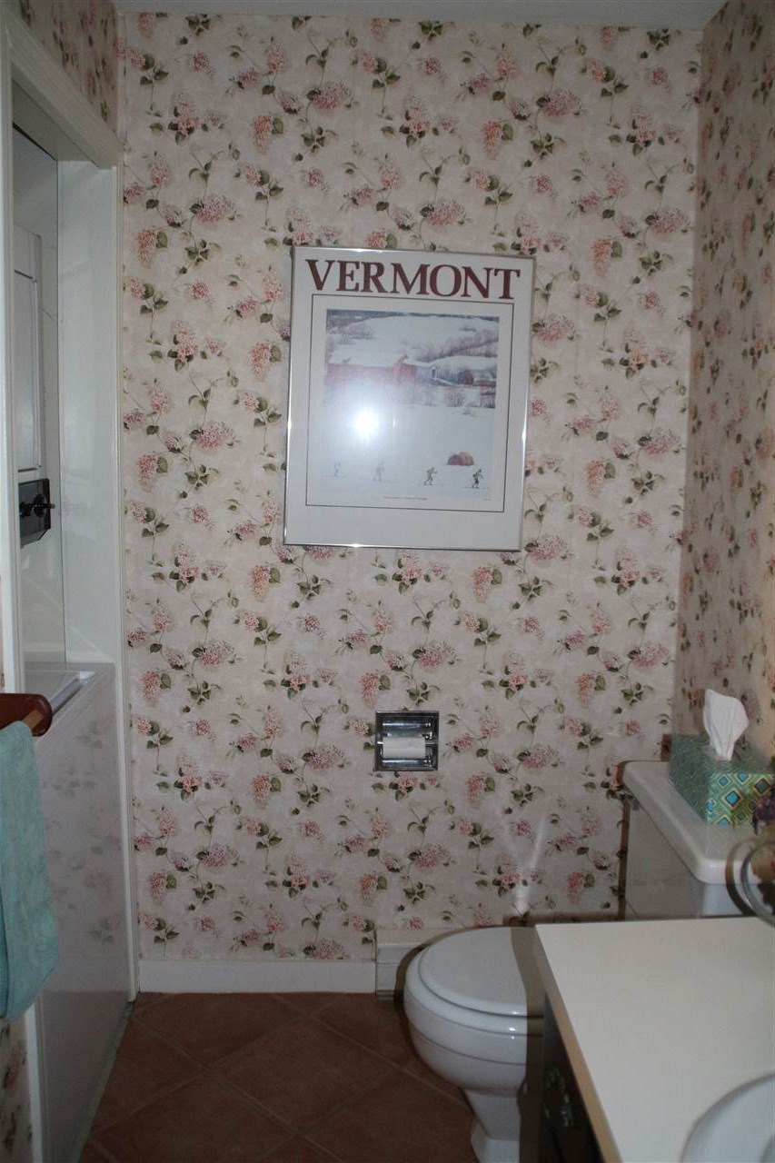 976 Hard Road, Unit 2 Hartford, VT 05059 - Photo 10 of 10 Gallery Image 10