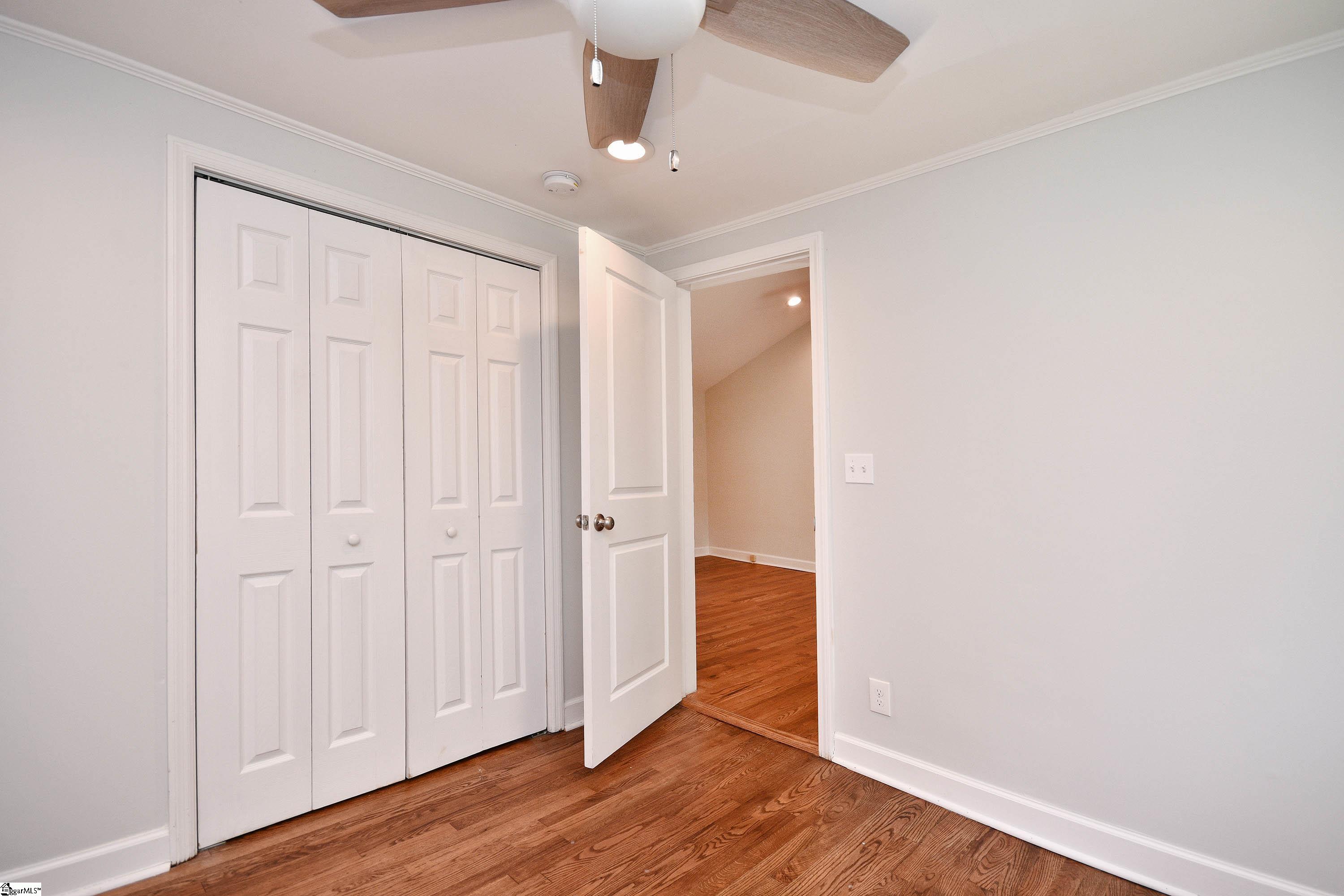 110 Hillandale Road Greenville, SC 29609 - Photo 12 of 26 Gallery Image 12