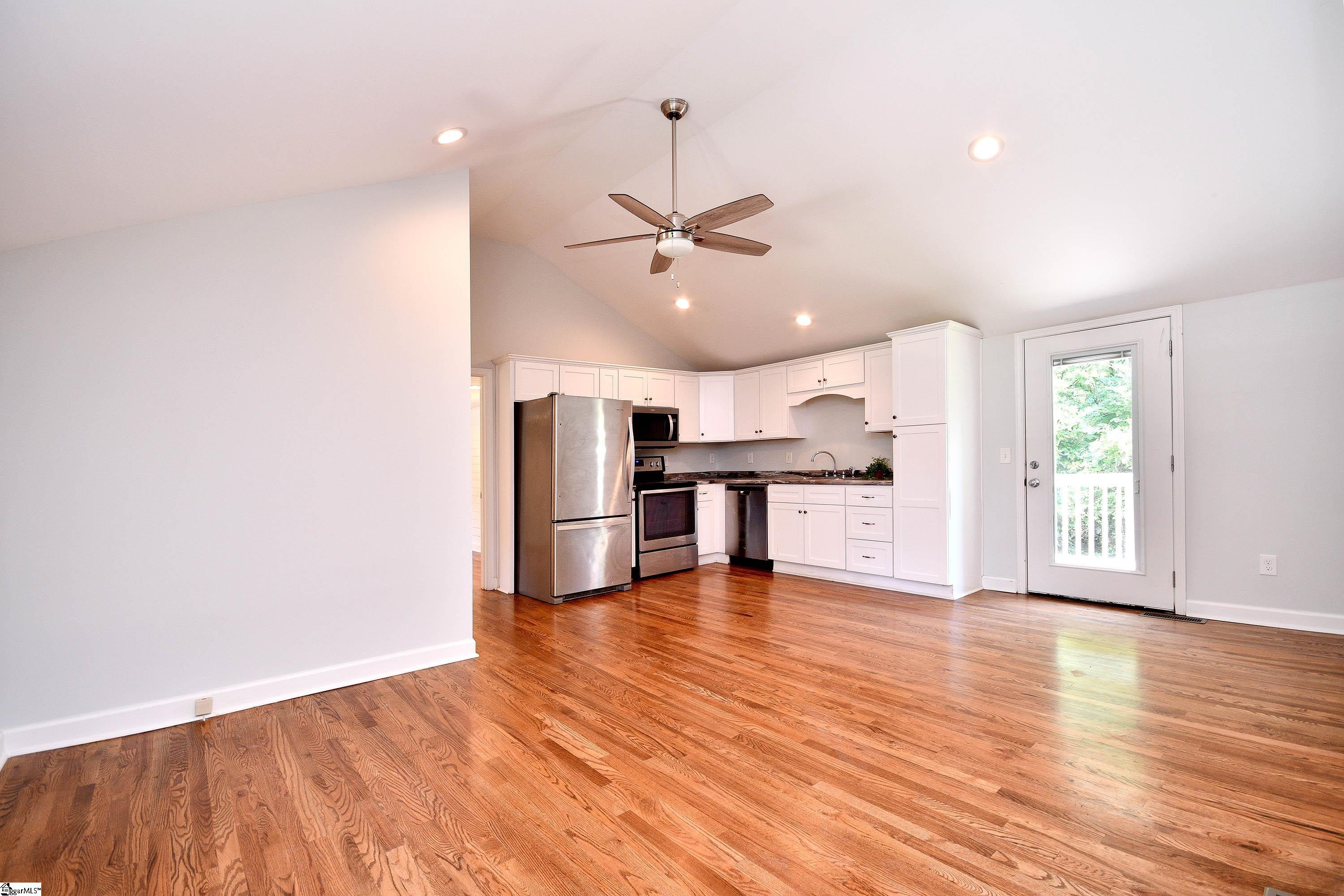 110 Hillandale Road Greenville, SC 29609 - Photo 26 of 26 Gallery Image 26