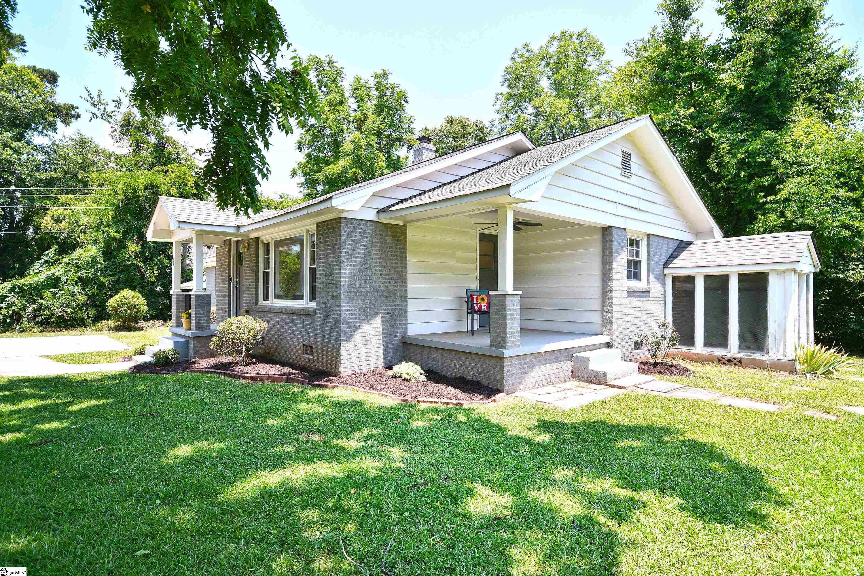 110 Hillandale Road Greenville, SC 29609 - Photo 4 of 26 Gallery Image 4