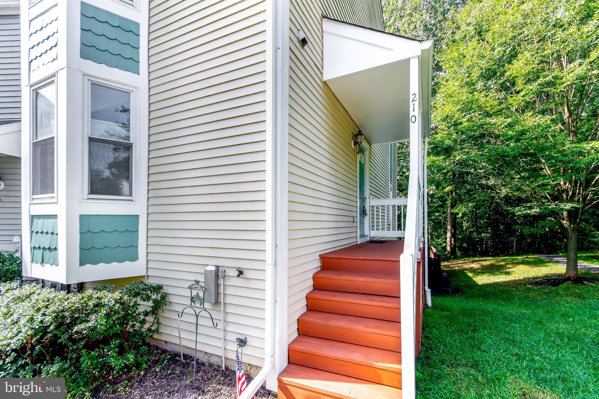 210 Sycamore Ridge Road Laurel, MD 20724 - Photo 4 of 40 Gallery Image 4