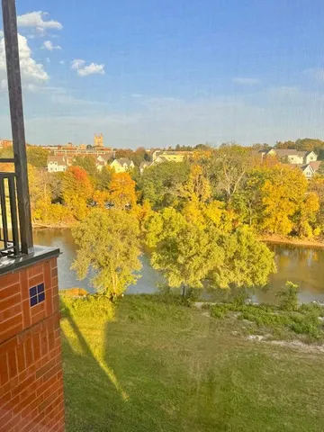 $499,900 | 101 St Olaf Avenue, Unit 402, Northfield, MN 55057