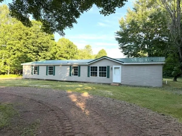 $249,900 | N7096 Grundy Road, Gleason, WI 54435