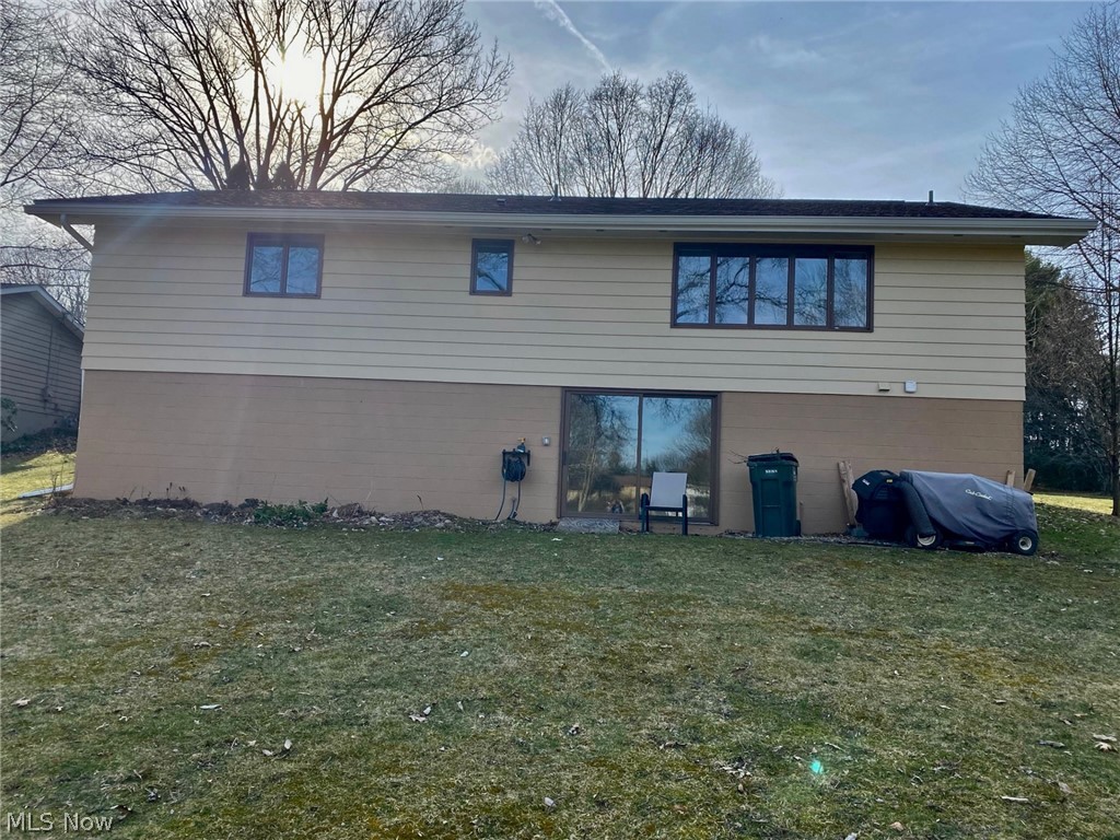 5670 Caranor Road Kent, OH 44240 - Photo 4 of 29 Gallery Image 4