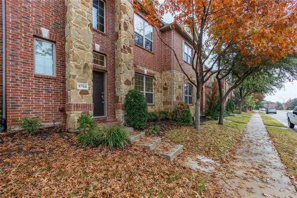 $2,400 | 8704 Iron Horse Drive, Irving, TX 75063