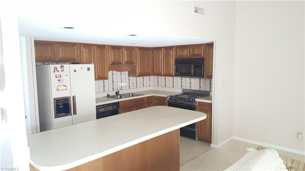 1732 Ternberry Road High Point, NC 27262 - Photo 4 of 15 Gallery Image 4
