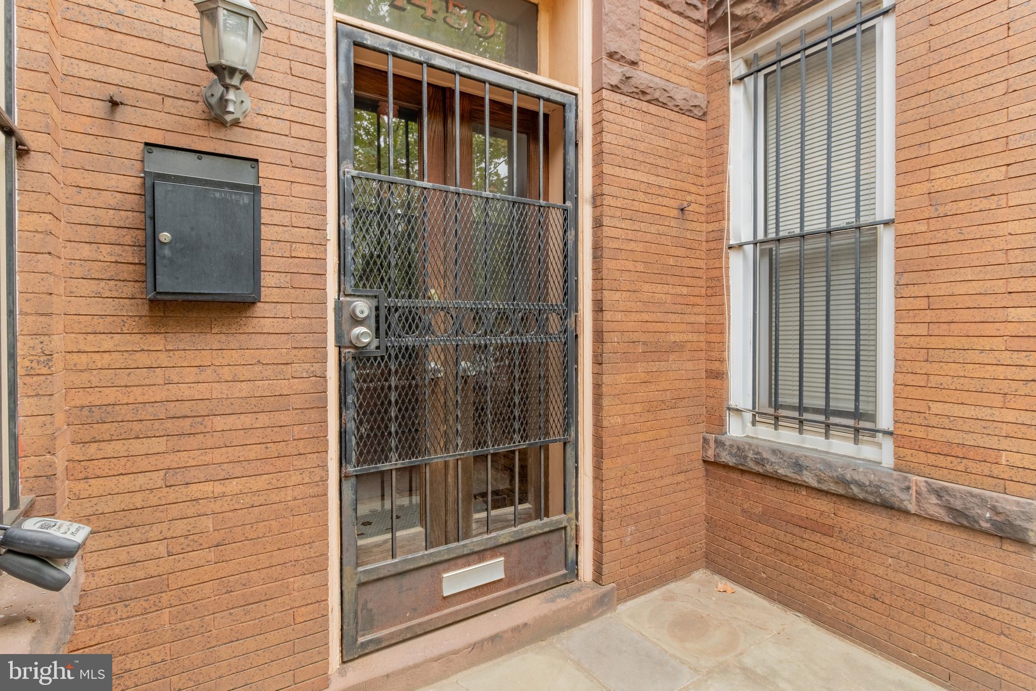 1459 Chapin Street Northwest Washington, DC 20009 - Photo 8 of 67