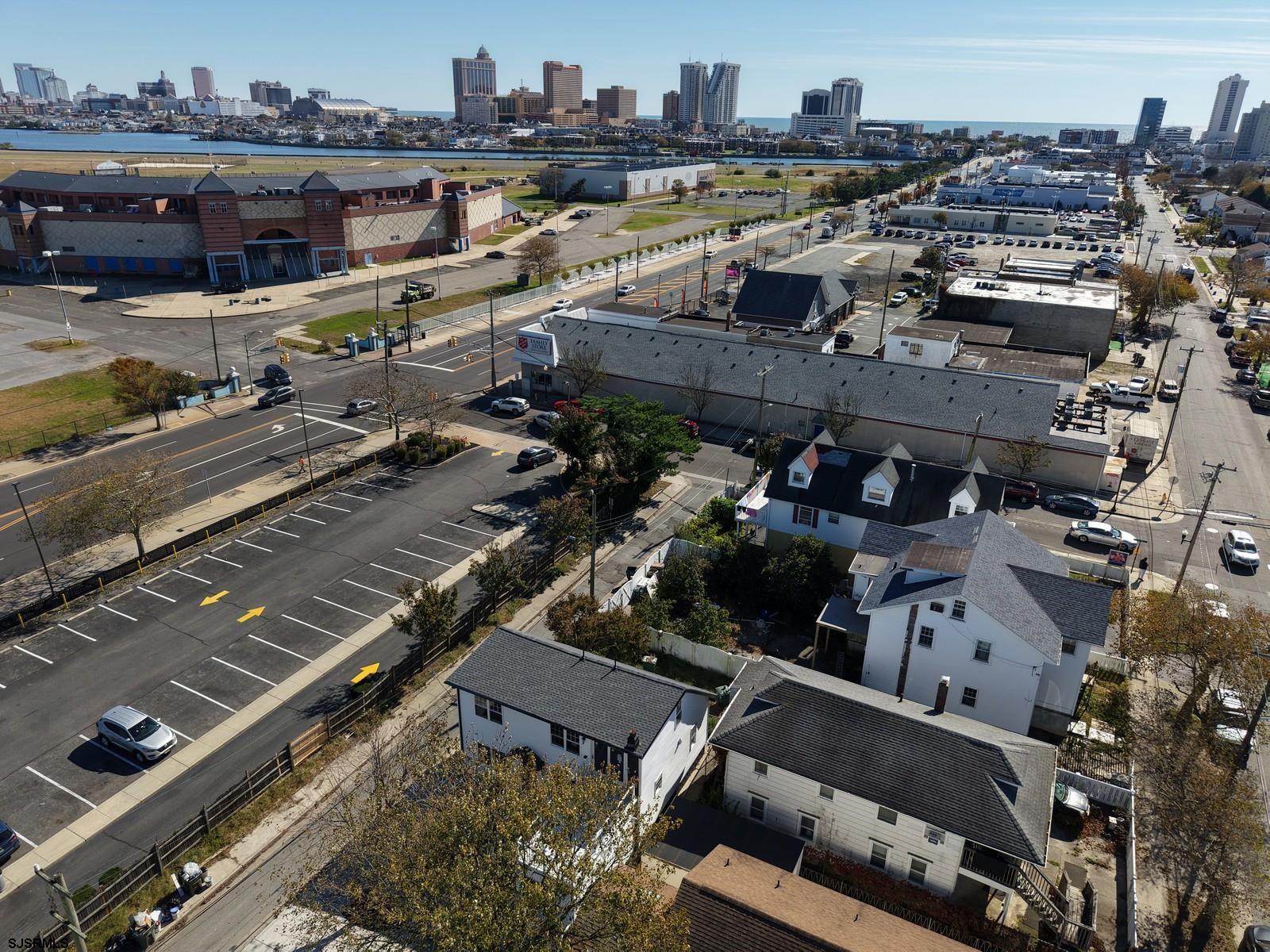 706 Augustine Road Atlantic City, NJ 08401 - Photo 43 of 56 an aerial view of a city