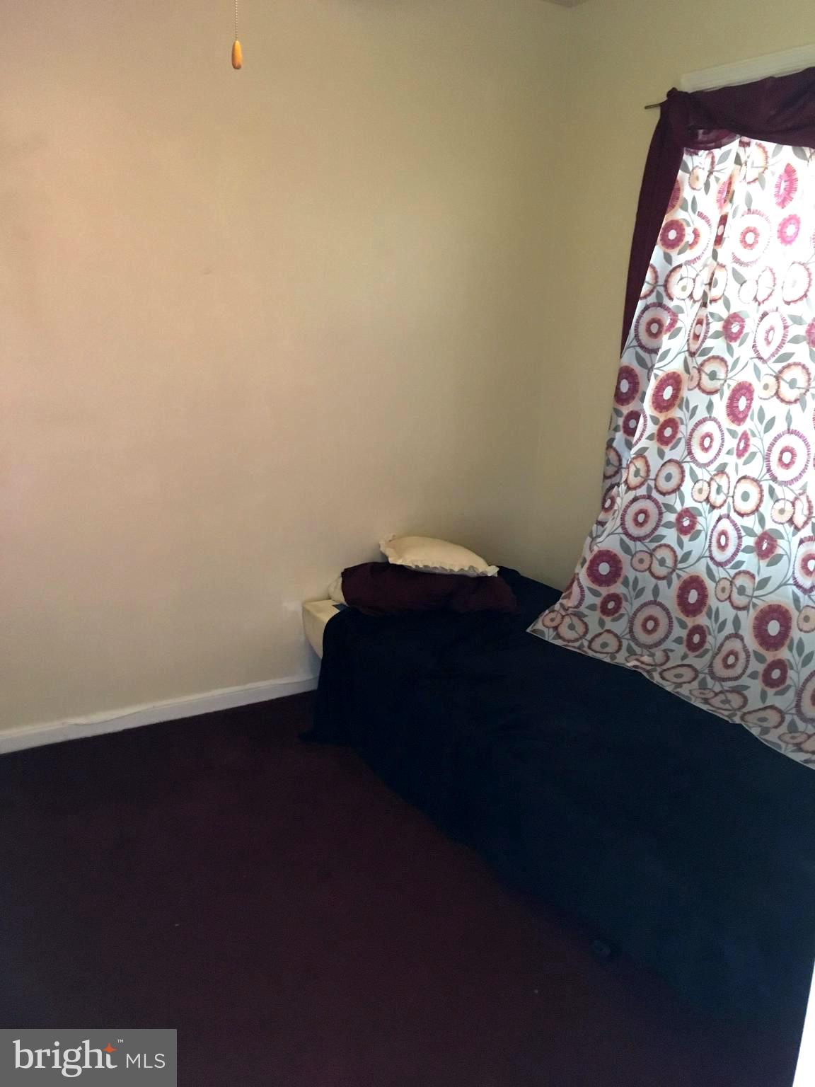 5905 Bayshire Road, Unit 182 Springfield, VA 22152 - Photo 9 of 27 3rd Bedroom