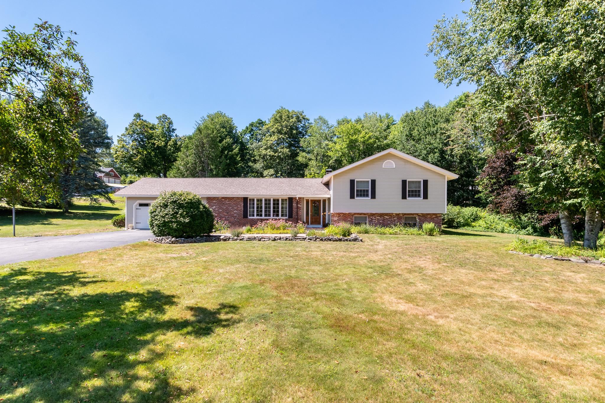 4 Fairway Heights Road Center Harbor, NH 03226 - Photo 1 of 43 Gallery Image 1