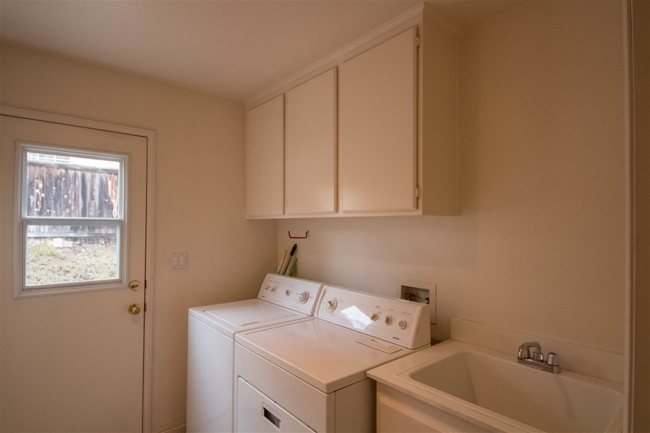 12189 Sage View Road Poway, CA 92064 - Photo 7 of 24