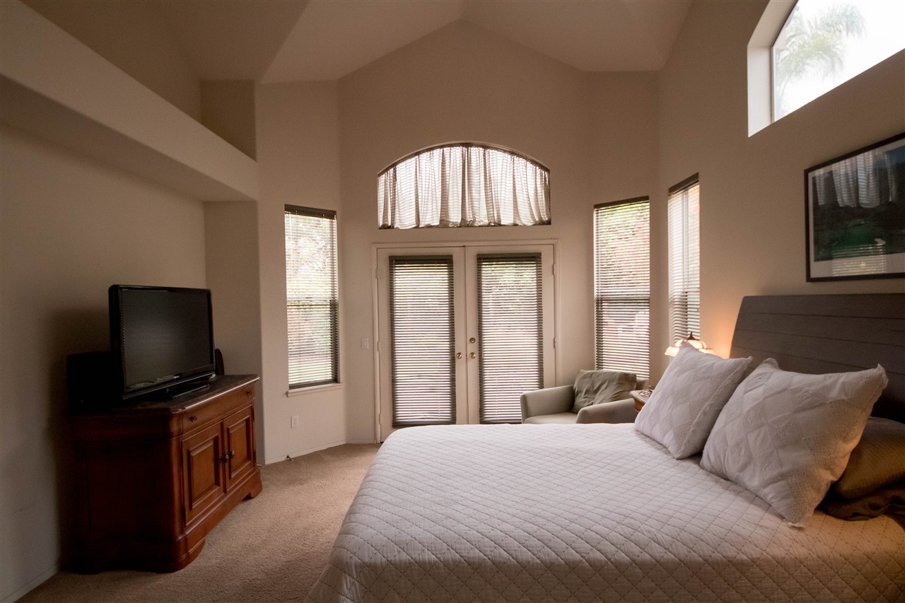 12189 Sage View Road Poway, CA 92064 - Photo 8 of 24