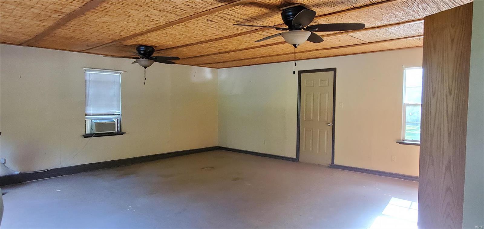 2455 Deer Run Road New Athens, IL 62264 - Photo 2 of 41