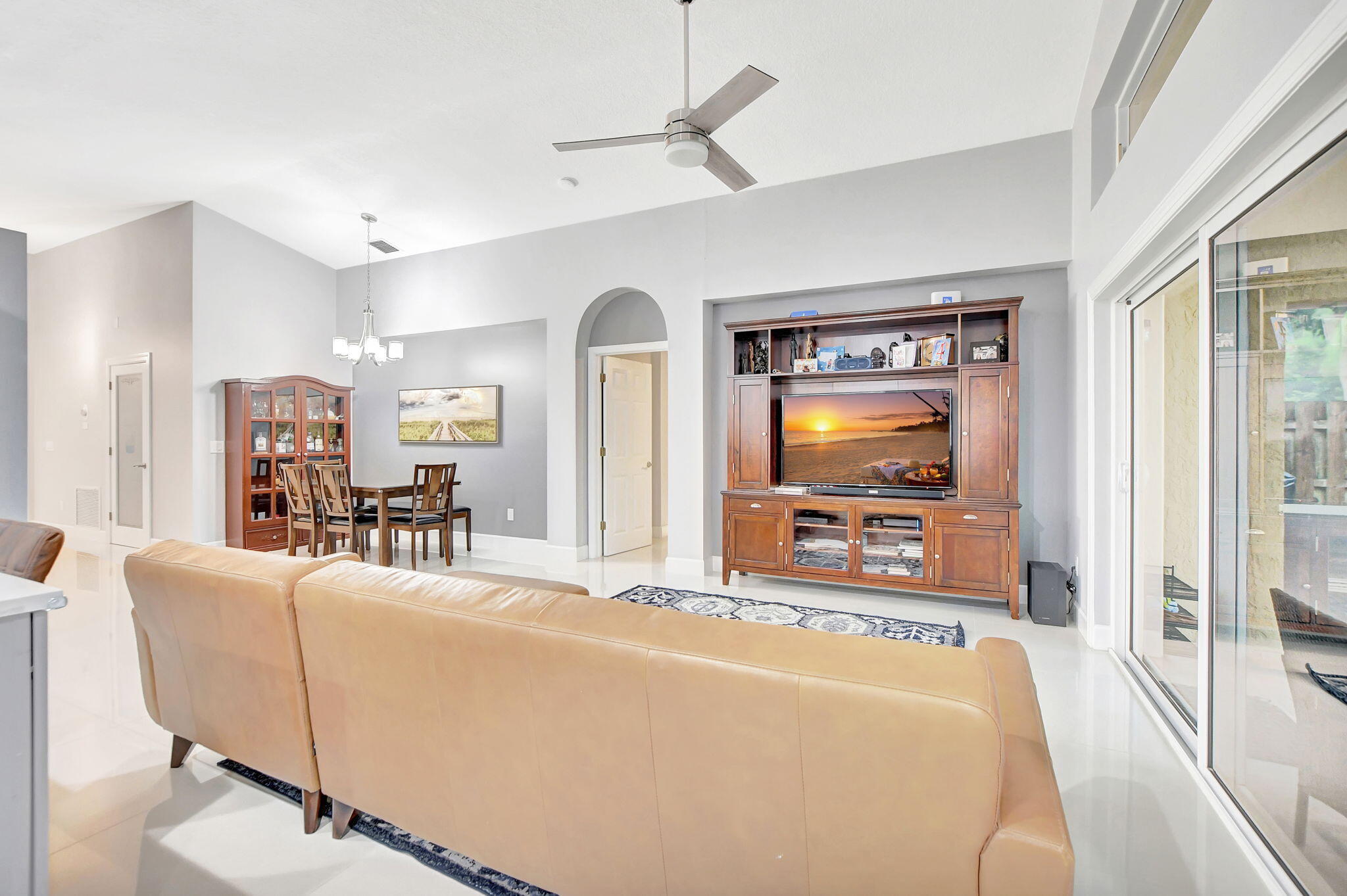 22687 Royal Crown Terrace East Boca Raton, FL 33433 - Photo 6 of 38 6-web-or-mls-DSC_2541