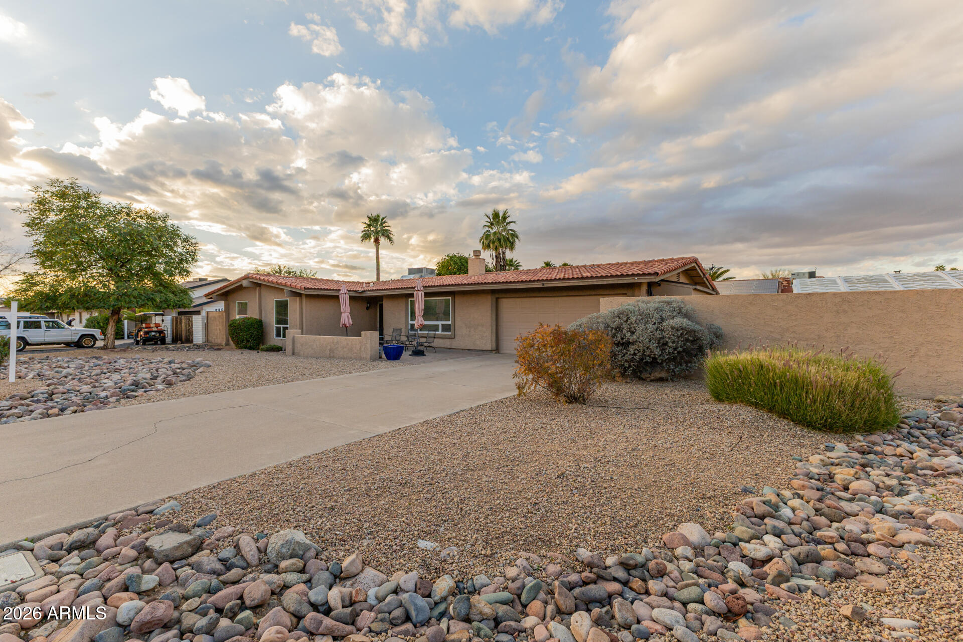 802 West Caribbean Lane Phoenix, AZ 85023 - Photo 11 of 47 a view of a house with a yard