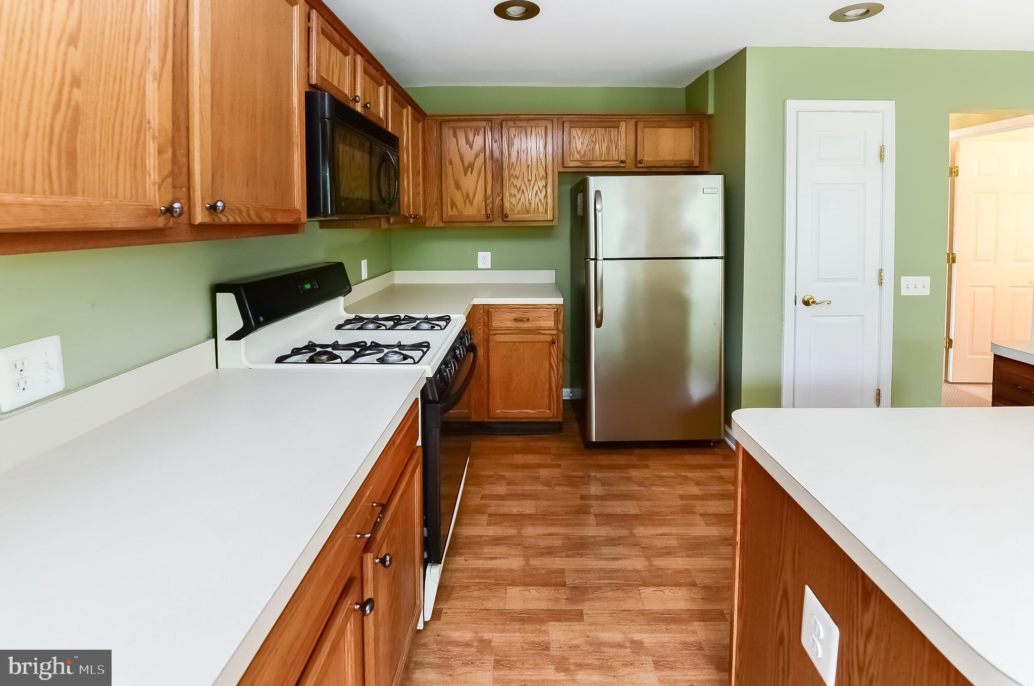 33 Firethorn Lane Riverside, NJ 08075 - Photo 23 of 32 Gallery Image 23