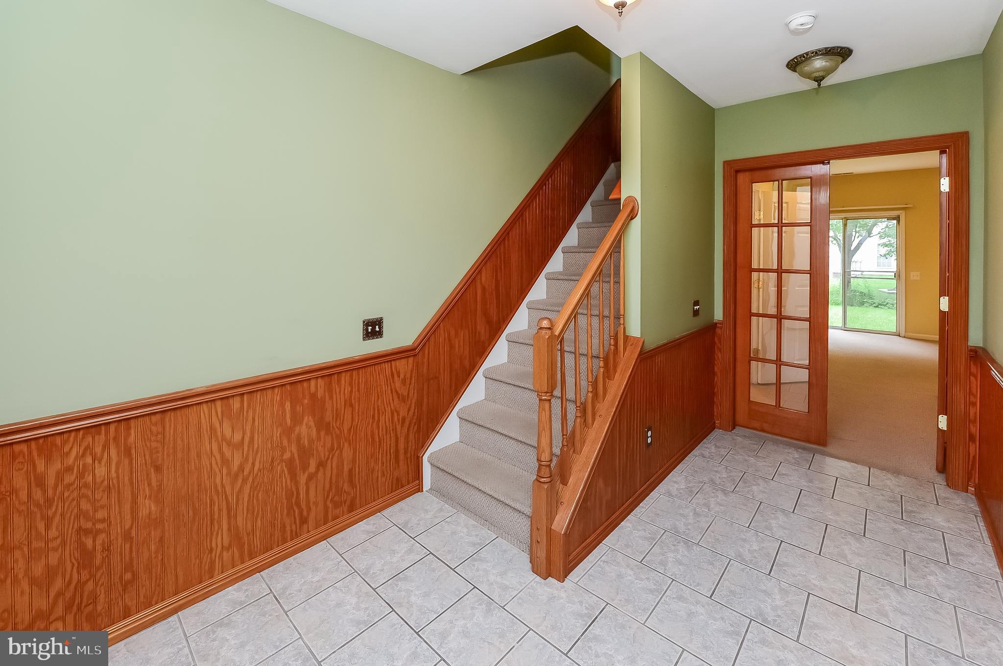 33 Firethorn Lane Riverside, NJ 08075 - Photo 8 of 32 Gallery Image 8