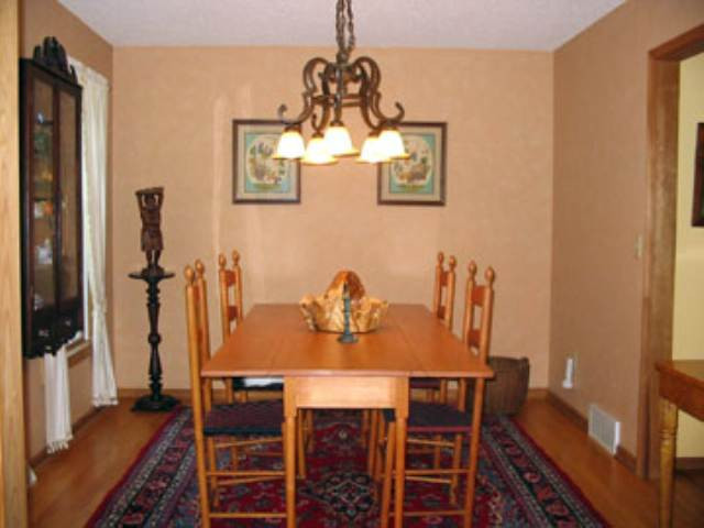 15 Round Table Road Saratoga Springs, NY 12866 - Photo 4 of 11 Photo 4