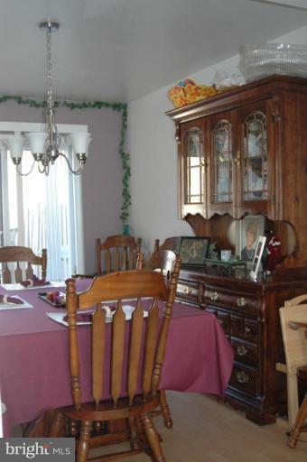 5384 Eliots Oak Road Columbia, MD 21044 - Photo 5 of 10 Dining Room
