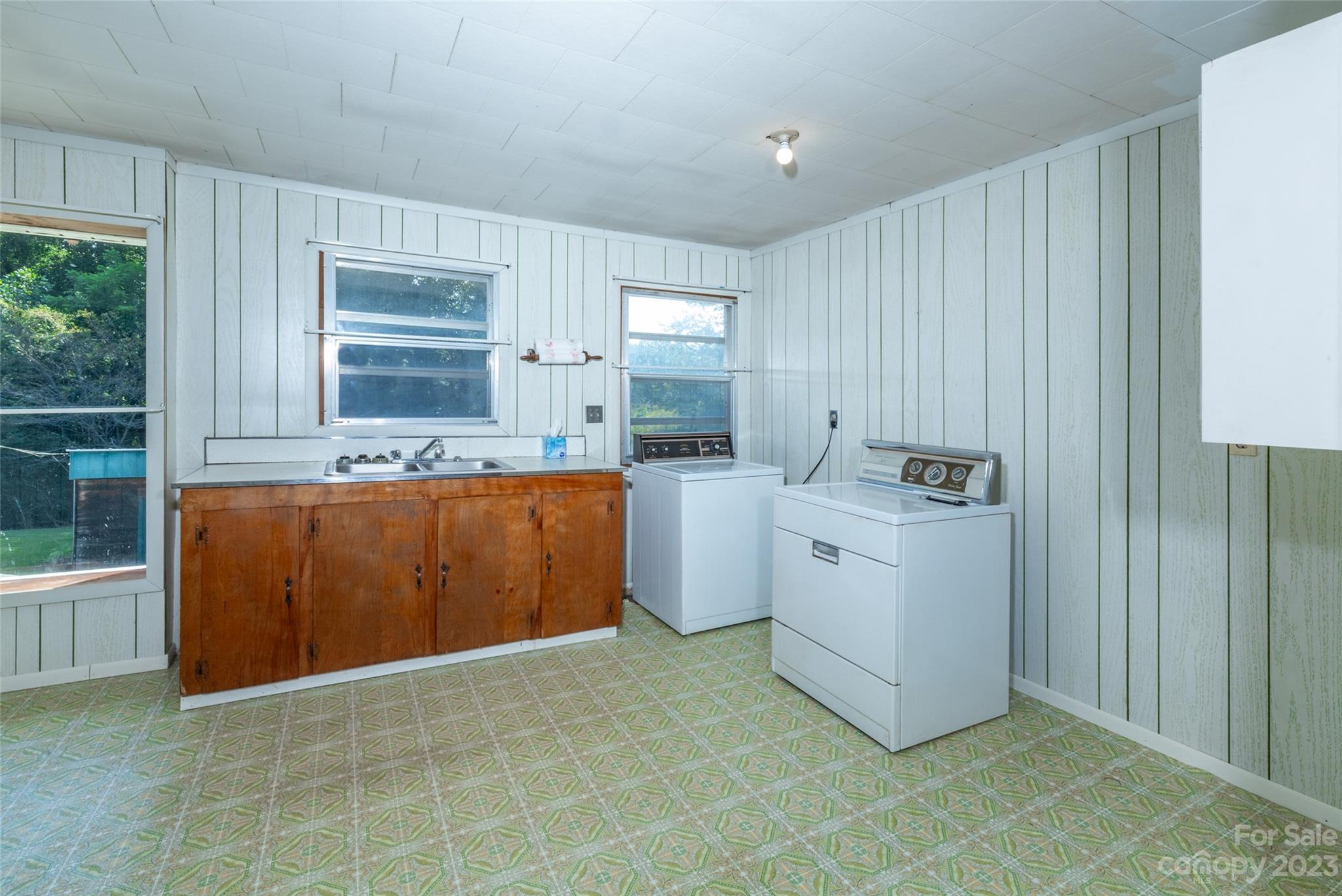 881 Elm Bend Road Brevard, NC 28712 - Photo 12 of 35 Gallery Image 12