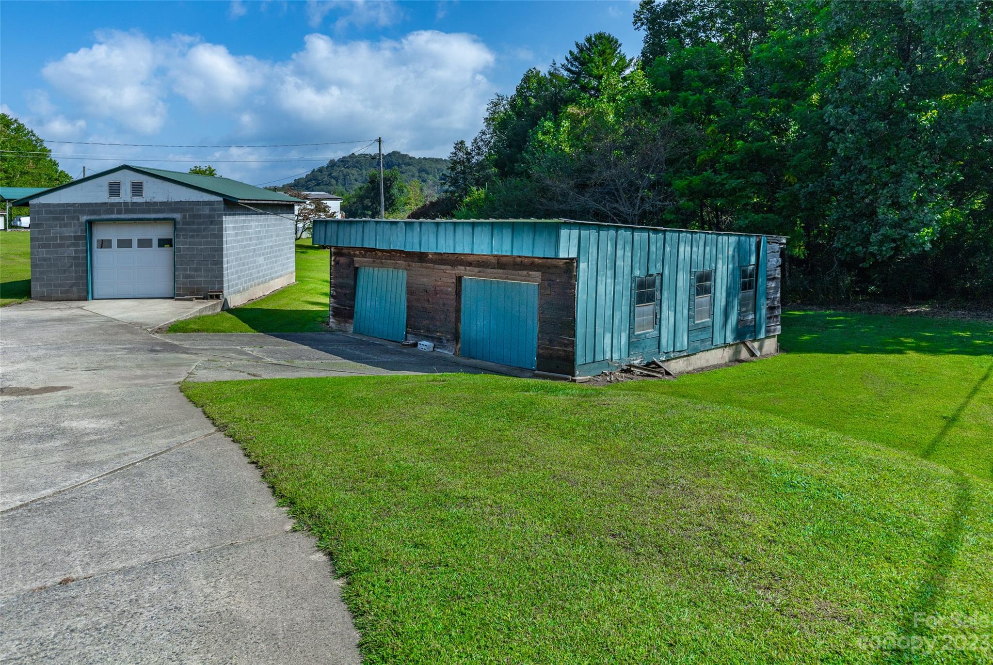 881 Elm Bend Road Brevard, NC 28712 - Photo 31 of 35 Gallery Image 31