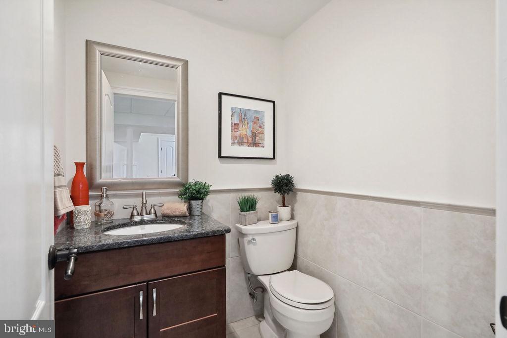 9 Blue Grass Road Clementon, NJ 08021 - Photo 15 of 47 Basement Powder Room