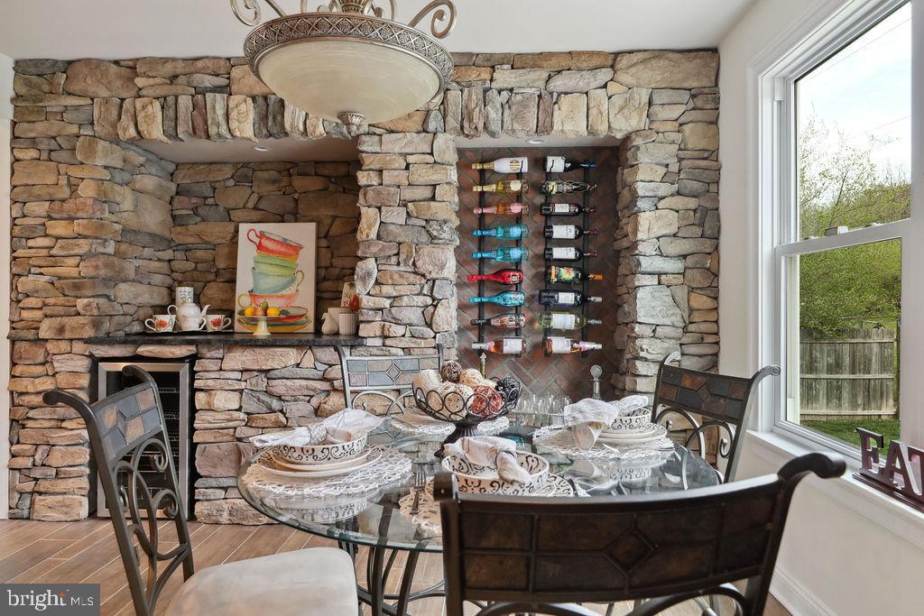 9 Blue Grass Road Clementon, NJ 08021 - Photo 16 of 47 Kitchen
