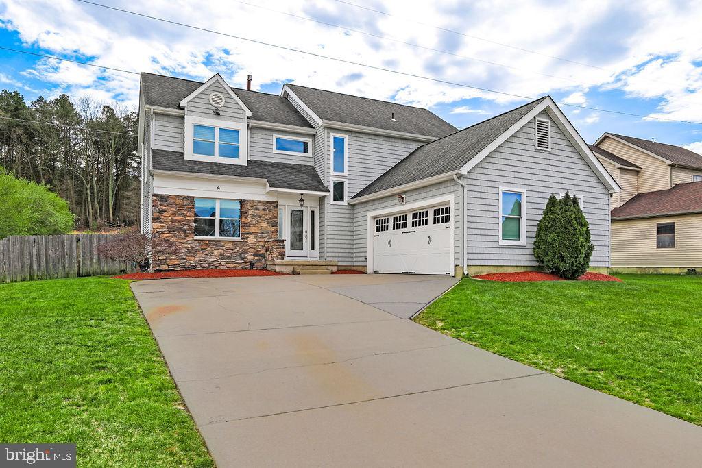9 Blue Grass Road Clementon, NJ 08021 - Photo 5 of 47 Front