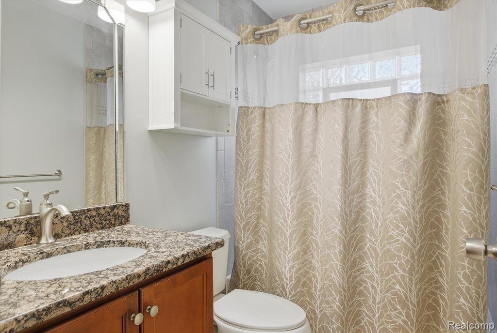 45567 Gable Inn Street Utica, MI 48317 - Photo 13 of 26 Gallery Image 13