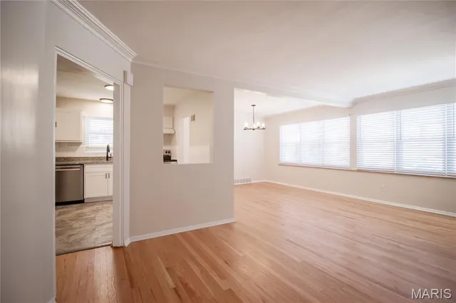 $1,750 | 7240 Balson Avenue, Unit 2F, University City, MO 63130