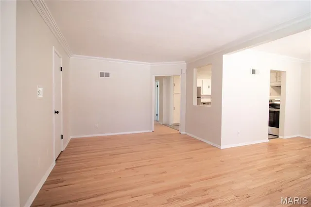 $1,750 | 7240 Balson Avenue, Unit 2F, University City, MO 63130