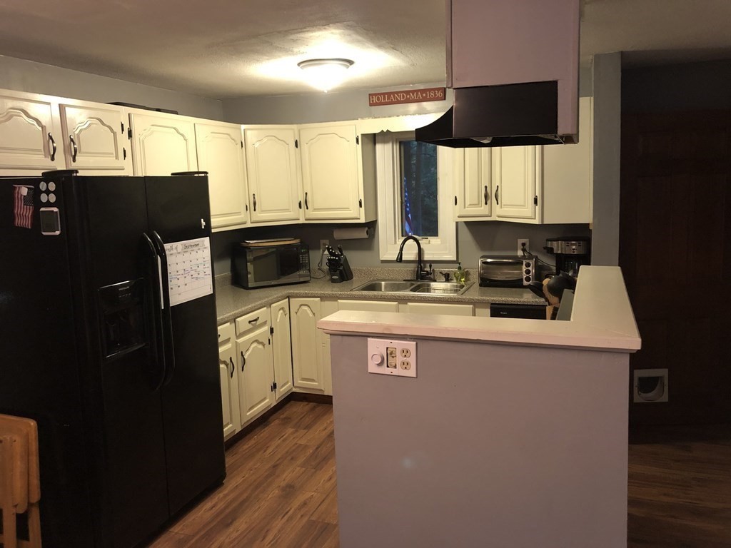 168 Stafford Road Holland, MA 01521 - Photo 4 of 12 Gallery Image 4