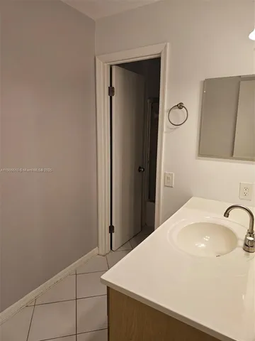 $2,850 | 7572 Courtyard Run East, Boca Raton, FL 33433