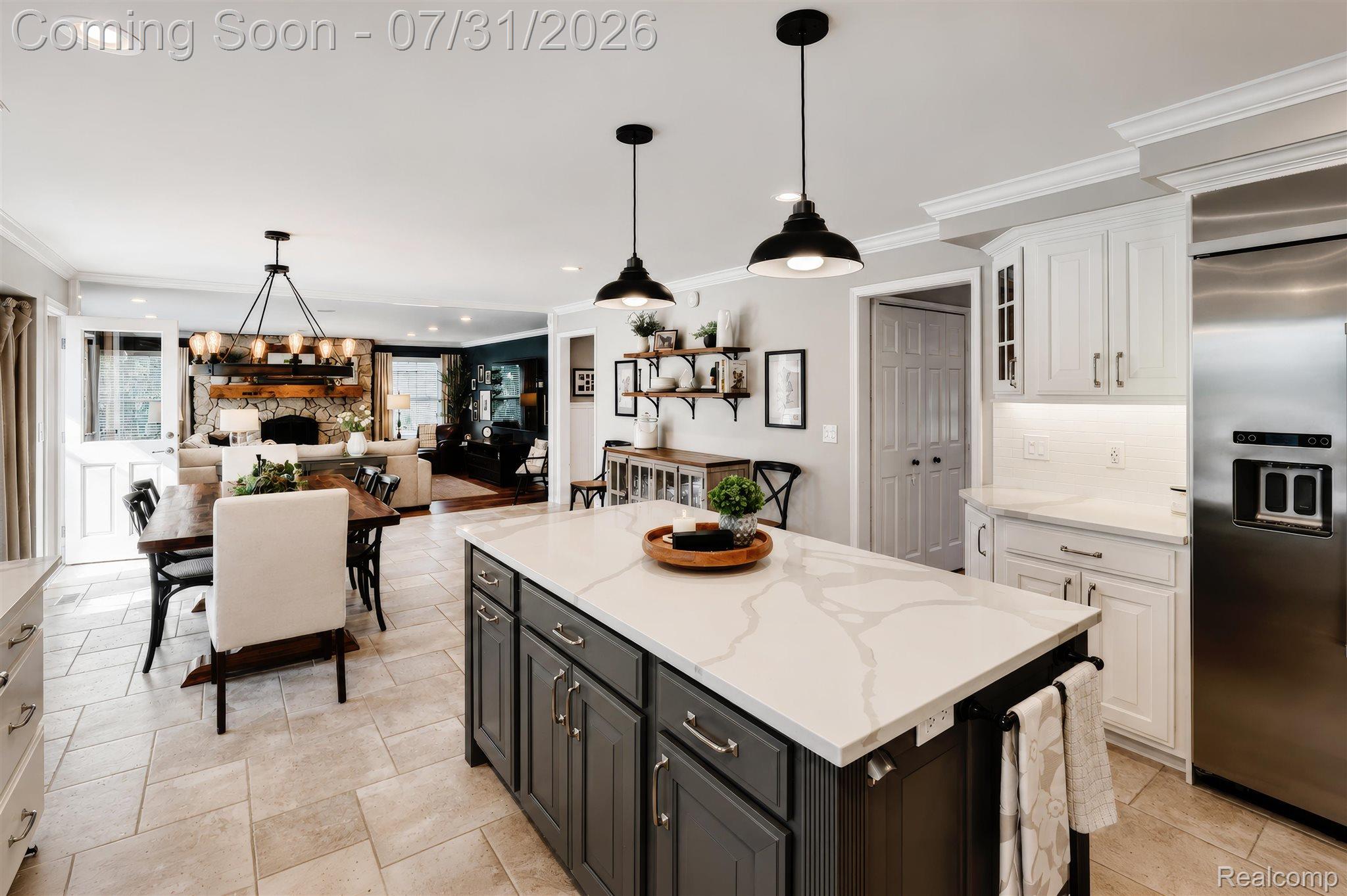 3313 Salem Court Rochester, MI 48306 - Photo 13 of 69 018-018.jpg