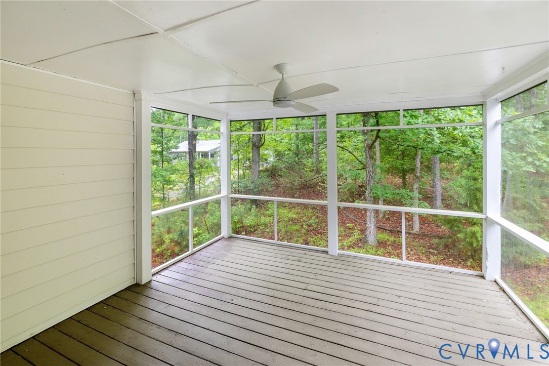 10731 Spring Run Road Chesterfield, VA 23832 - Photo 32 of 33 a view of a room with wooden floor and balcony