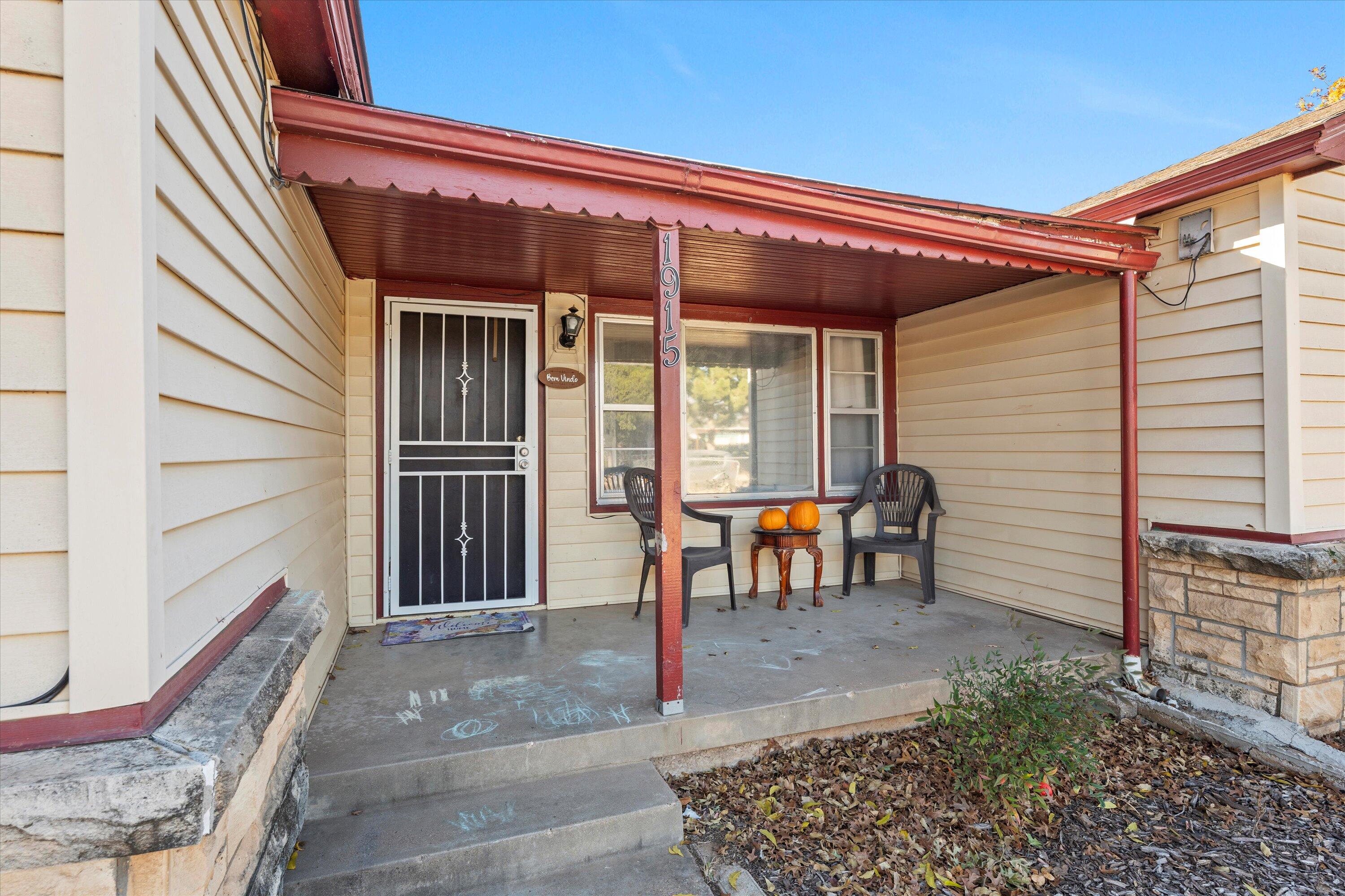 1915 37th Street Lubbock, TX 79412 - Photo 17 of 20 a view of outdoor seating area