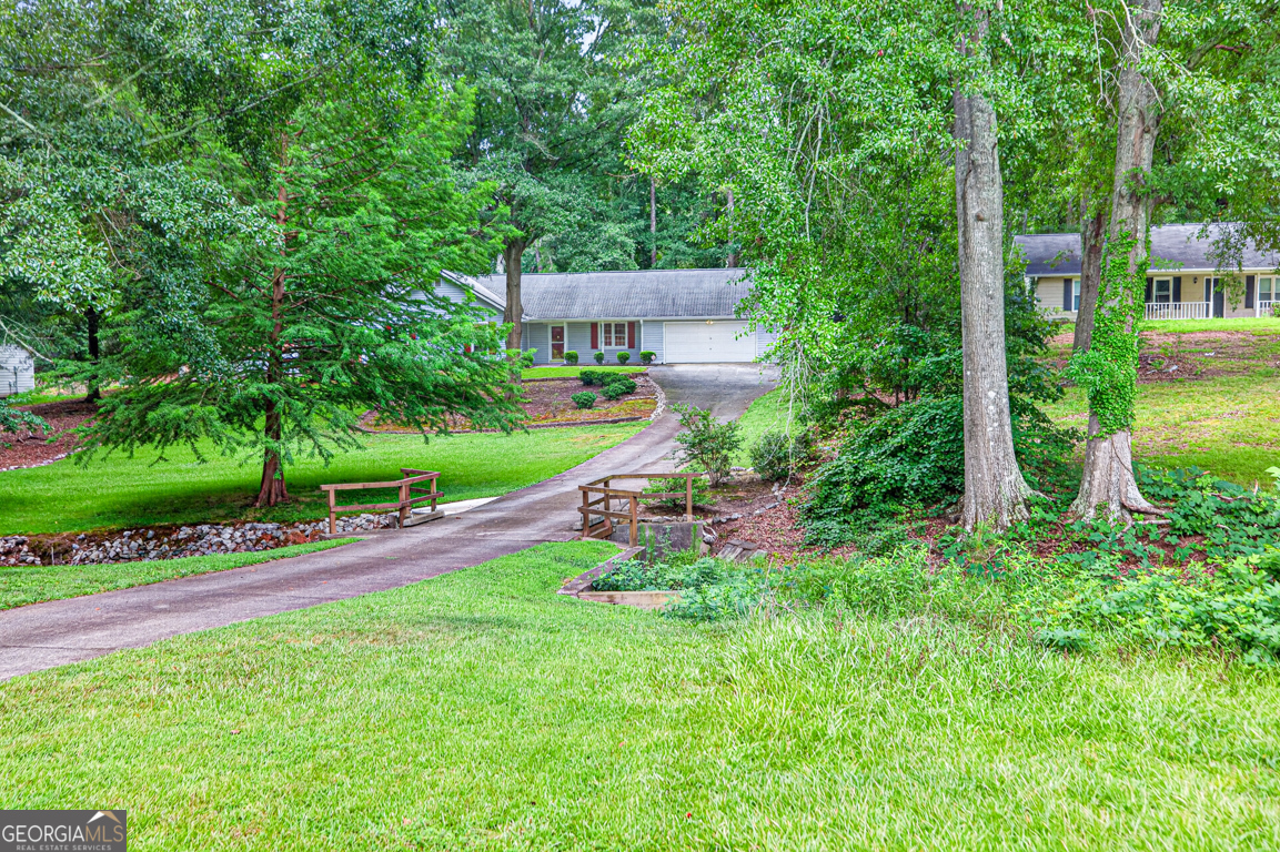 129 Springbrook Drive Auburn, GA 30011 - Photo 37 of 43