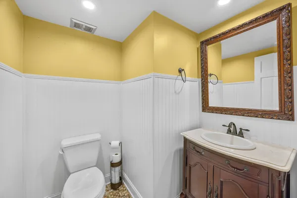 $749,000 | 127 Twin Lakes Drive, Moore, SC 29369