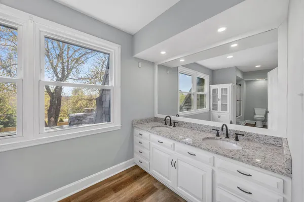 $749,000 | 127 Twin Lakes Drive, Moore, SC 29369