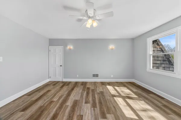 $749,000 | 127 Twin Lakes Drive, Moore, SC 29369