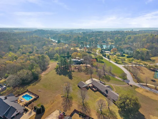 $749,000 | 127 Twin Lakes Drive, Moore, SC 29369