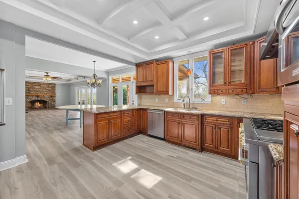 $749,000 | 127 Twin Lakes Drive, Moore, SC 29369