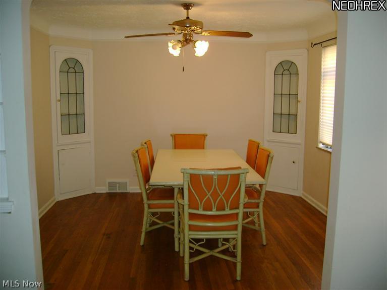 3292 Warren Road Cleveland, OH 44111 - Photo 3 of 7 Gallery Image 3