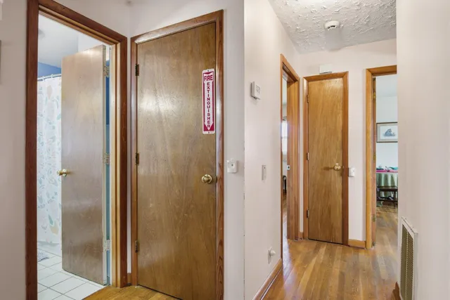 $200,000 | 200 Douglas Lane, Pearisburg, VA 24134