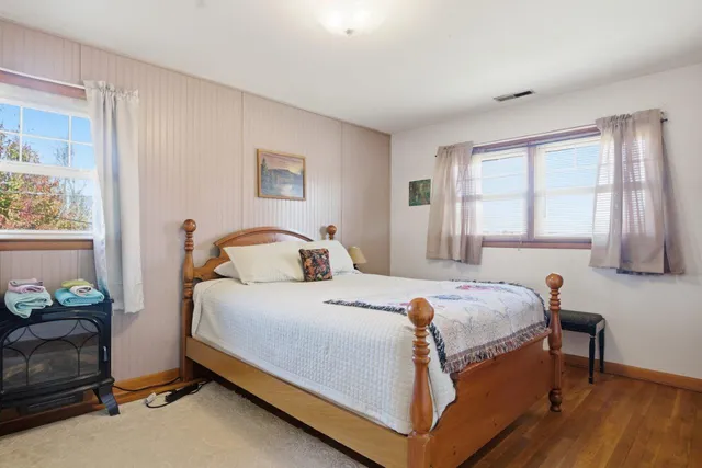 $200,000 | 200 Douglas Lane, Pearisburg, VA 24134