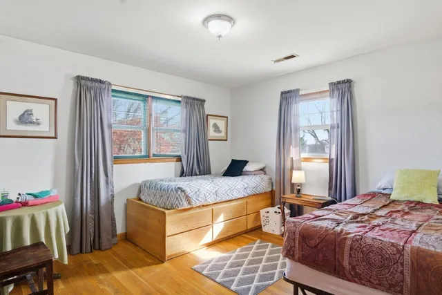 $200,000 | 200 Douglas Lane, Pearisburg, VA 24134