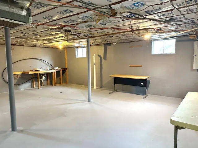 $200,000 | 200 Douglas Lane, Pearisburg, VA 24134