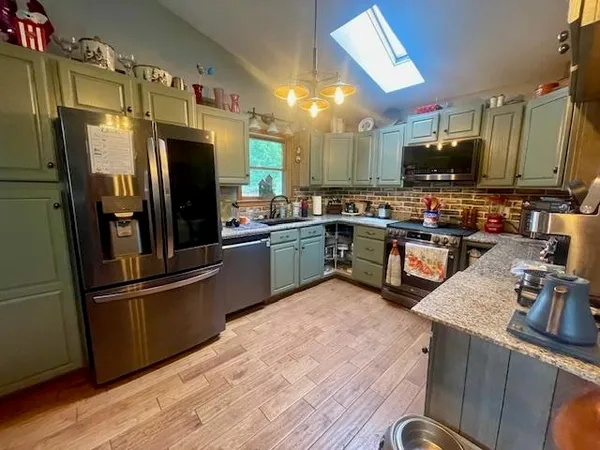 $689,900 | 85 Jason Avenue, Jefferson, NH 03583